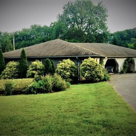 Winnie'S Bed & Breakfast Lawrenceburg 外观 照片