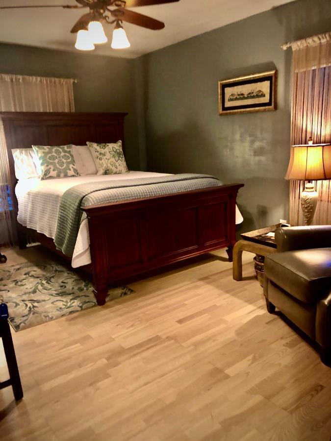 Winnie'S Bed & Breakfast Lawrenceburg 外观 照片